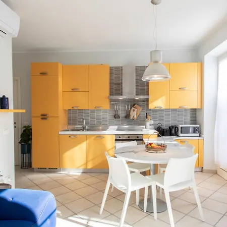 #13 Orange Ac Wifi Balcony 3mins Walk Sea Front Appartamento *