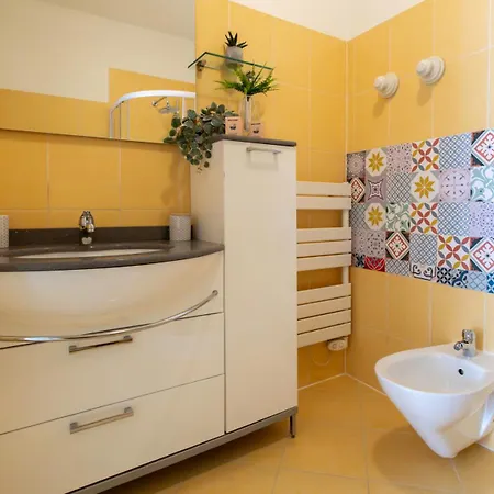 #13 Orange Ac Wifi Balcony 3mins Walk Sea Front Nizza